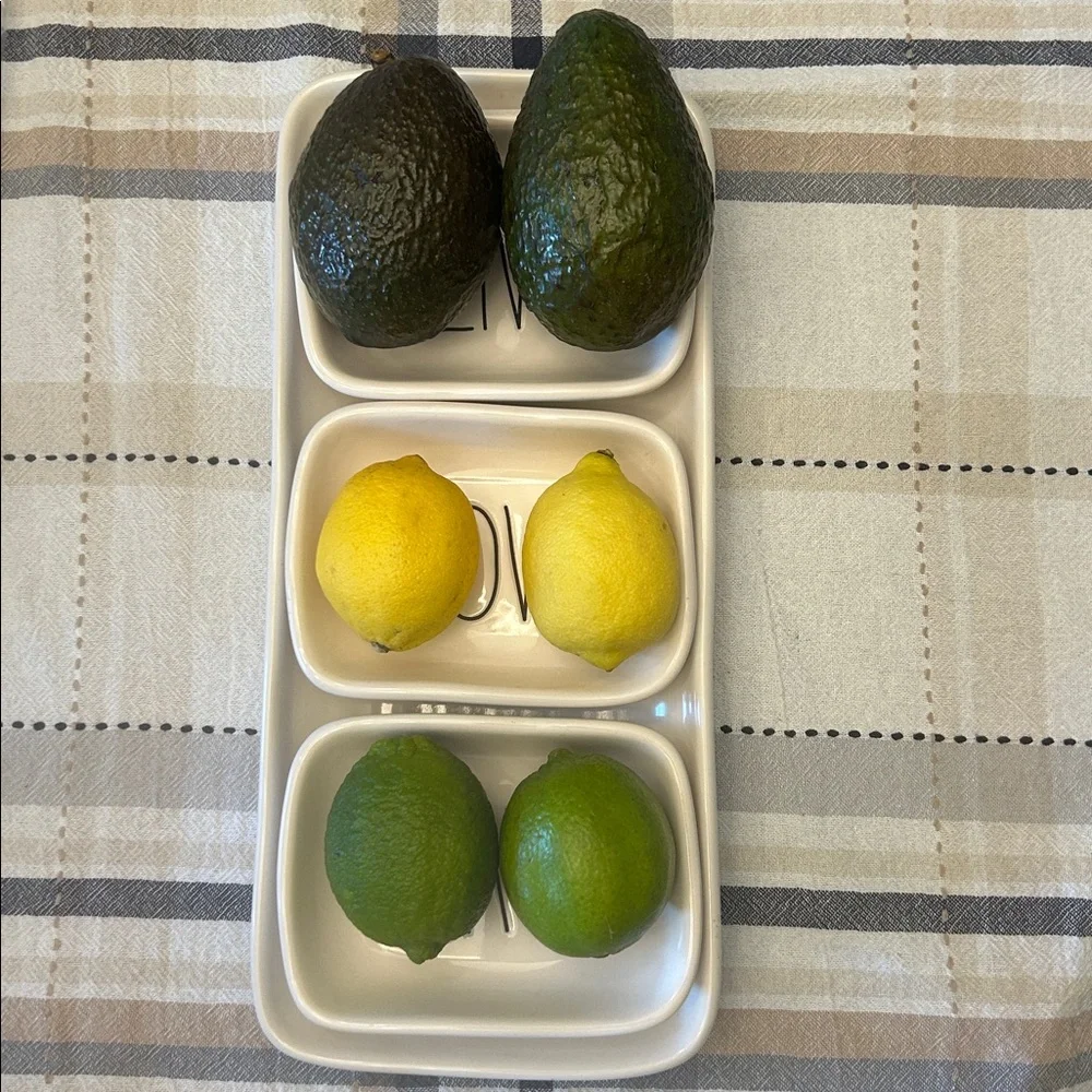Rae Dunn Live, Love, Eat tray w/ 3 smaller trays